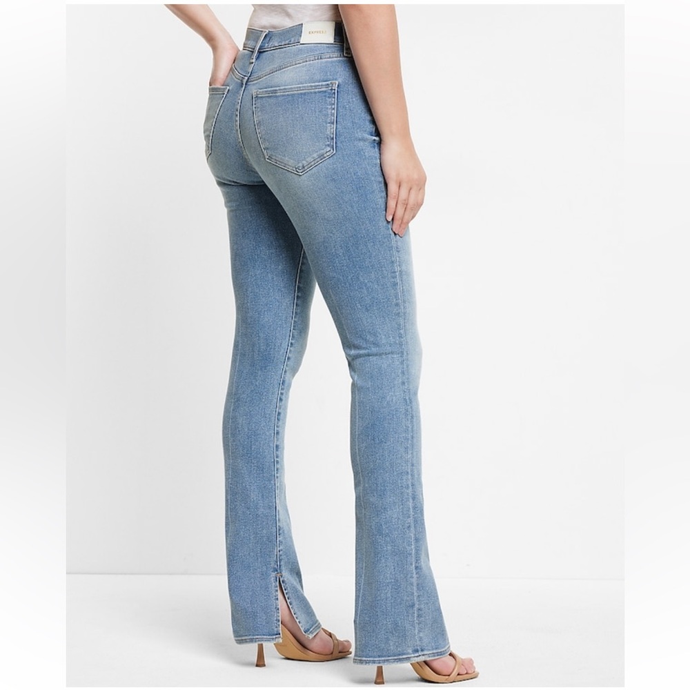Mid Rise Light Wash Skyscraper Split Hem Jeans Express - Picture 3 of 5